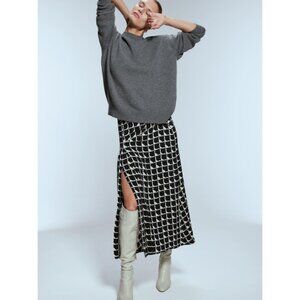 ZARA BLACK & CREAM GEOMETRIC PATTERN SLIT SKIRT, SIZE: XS, LIKE NEW